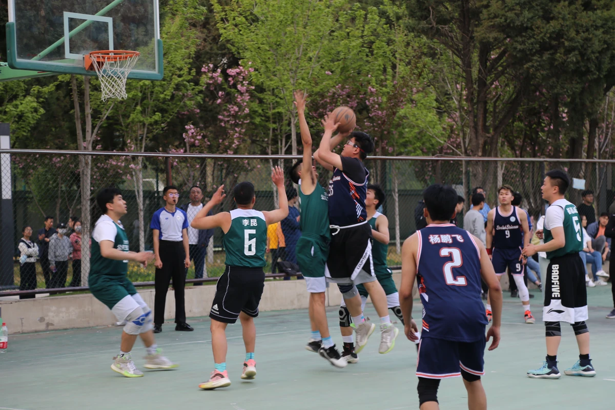 为什么智能穿戴设备对篮球运动员发展重要_2